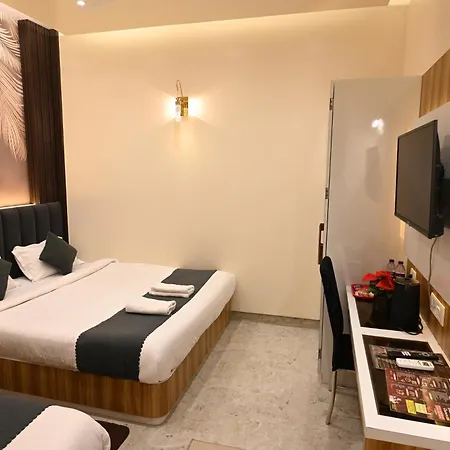 The Raghav Vilas Luxury Stay Near Kashi Vishwanath Temple-3