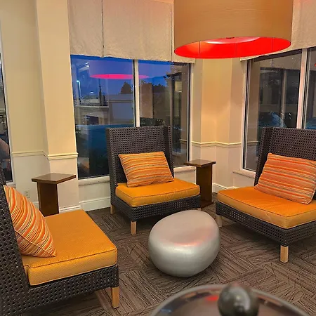 Arnot Grand Hotel & Suites-2