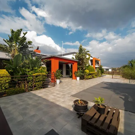 Pacific Country Lodge-2