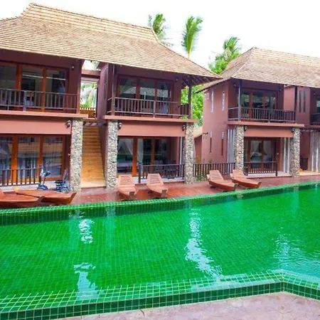 Beach Club Koh Tao-2