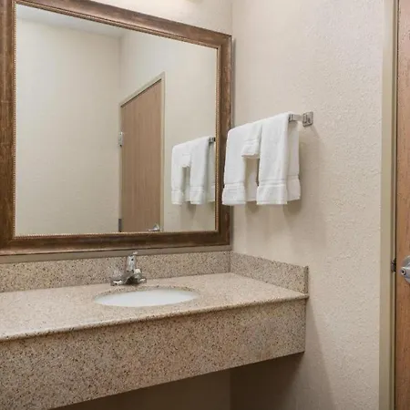 Americinn By Wyndham Anamosa-3