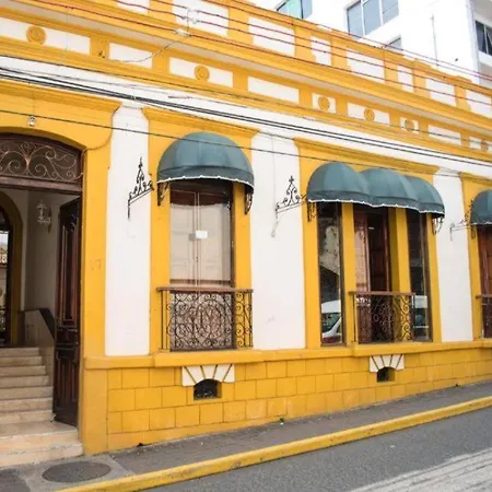 Hotel Real De Cortés-3