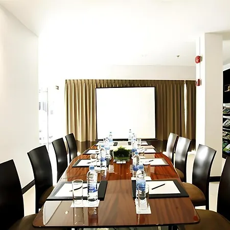 The Embassy Sathorn-2