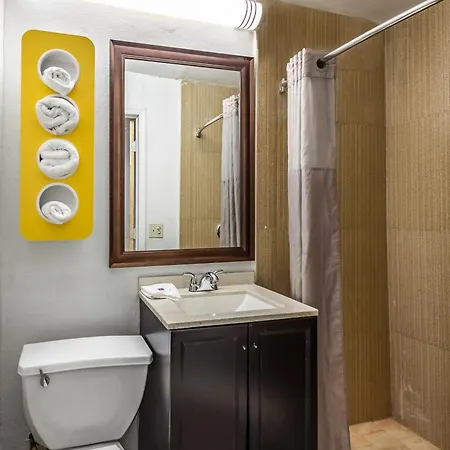 Hotel Elizabeth Near Newark Liberty International Airport New Jersey-3