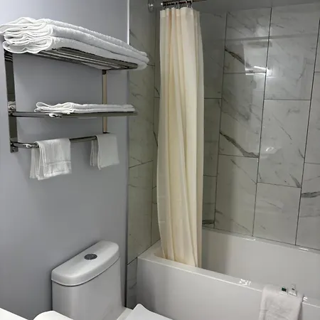 Rundle Inn And Suites-3