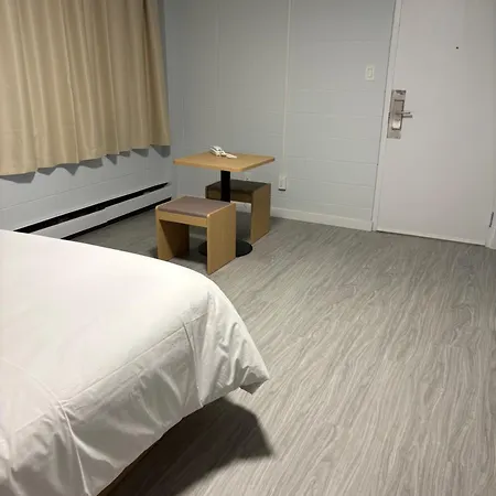 Rundle Inn And Suites-2