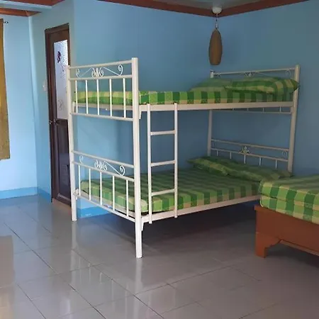 Sir Williams Lodge & Beach Resort-2