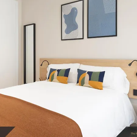 The Residential Club Blink- alojamiento para profesionales-2