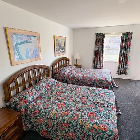 Blue Ridge Mountain Inn-3