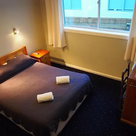 Kiwi'S Nest Budget Accommodation & Backpackers-2
