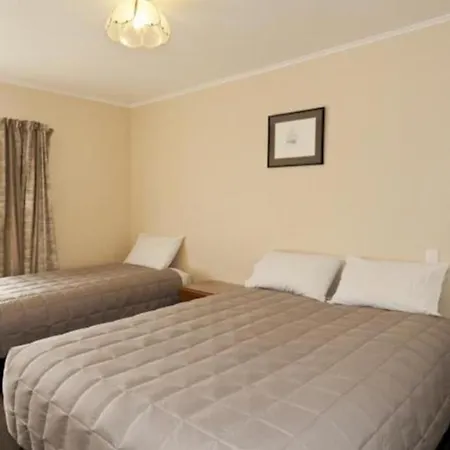 Merivale Court Motel-3