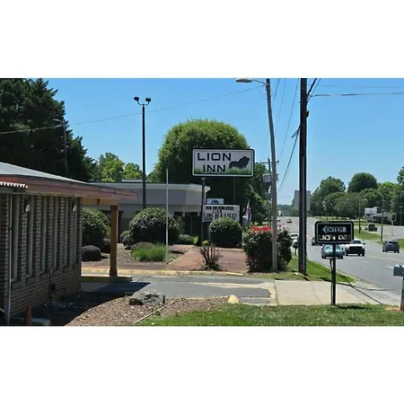 Lion Inn Albemarle By Hotel O Near Us 52-3