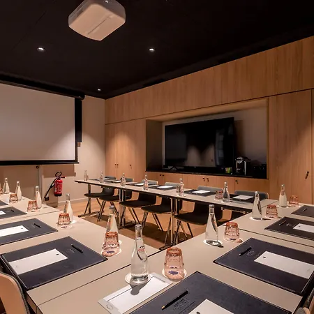 La Caserne Chanzy Hotel & Spa, Autograph Collection-2