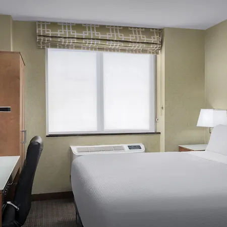 Holiday Inn Express - Times Square By Ihg-2