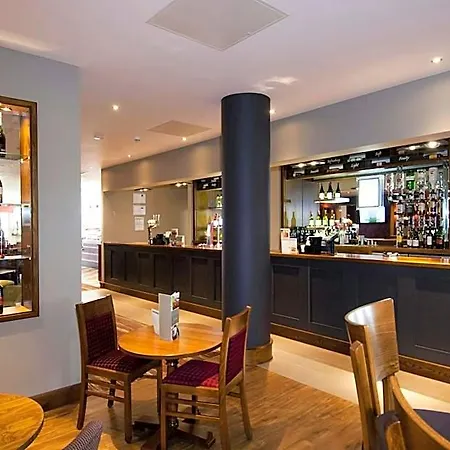 Premier Inn London Stansted Airport-2