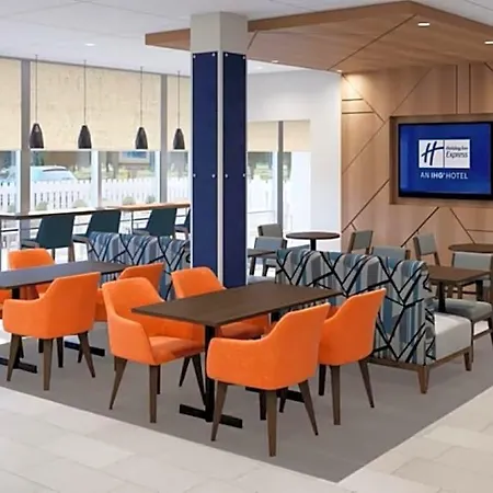 Holiday Inn Express Mentor Banquet Center By Ihg-2
