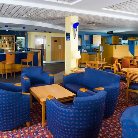 Holiday Inn Express Bradford City Centre By Ihg-2
