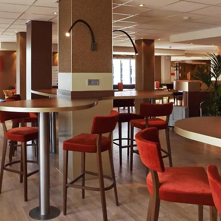 Mercure Hotel Groningen Martiniplaza-2