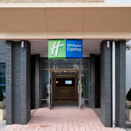Holiday Inn Express Leeds City Centre By Ihg-3