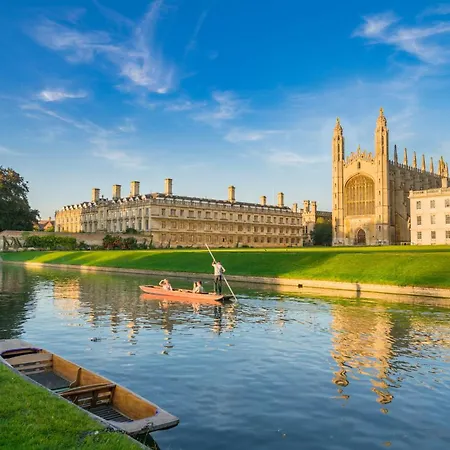 Holiday Inn Express Cambridge By Ihg-3