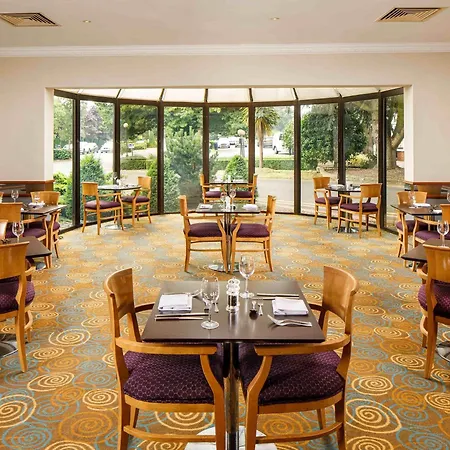 Mercure Hull Grange Park Hotel-3