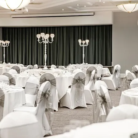 Holiday Inn Peterborough West By Ihg-3