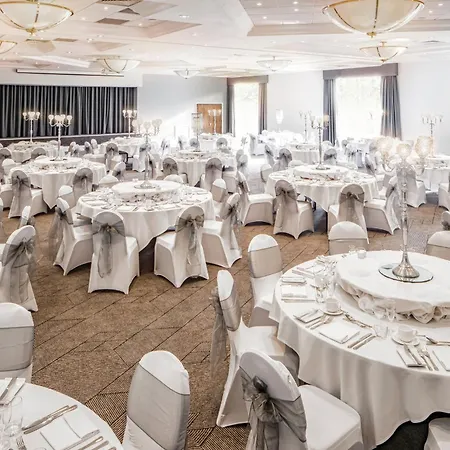 Holiday Inn Peterborough West By Ihg-2
