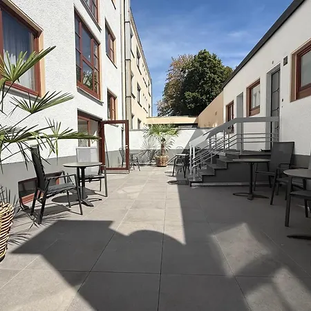 Hotel am Schloss Broich-2
