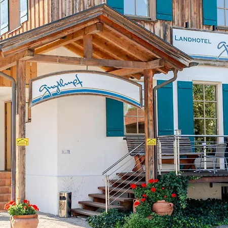 Landhotel Guglhupf-2