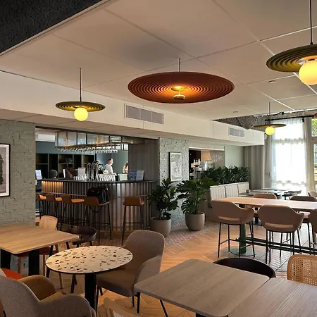 Tulip Hotels & Residences - Marne-La-Vallee Torcy-3
