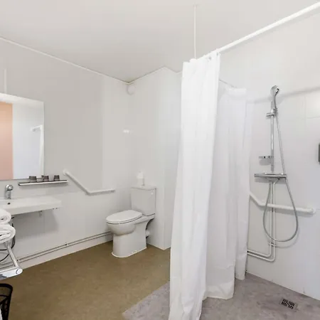 Ibis Styles Lyon Croix Rousse-2