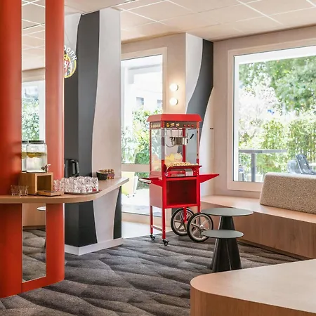 Ibis Styles Lyon Gorge De Loup Saphir-3