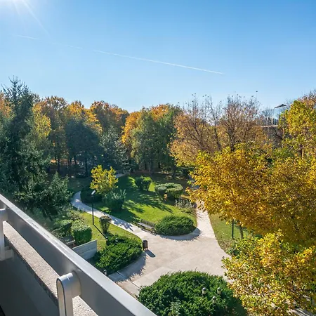 Crowne Plaza Bucharest By Ihg-2