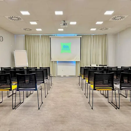 Ibis Styles Budapest City-3