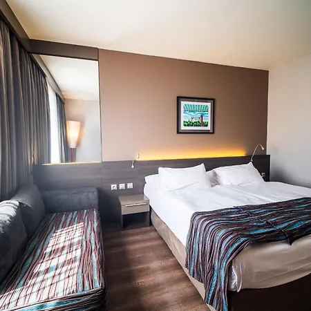 Expo Hotel-3