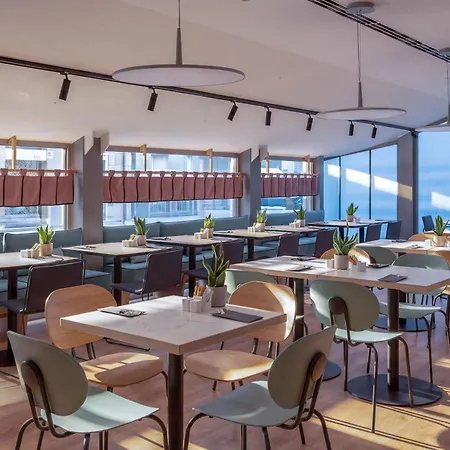 Innside By Melia San Sebastian Orly-2