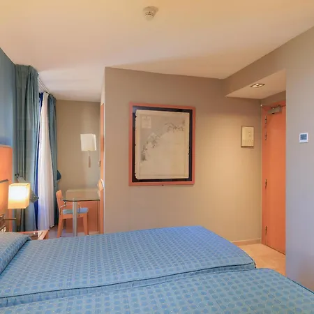 Hotel del Mar-2