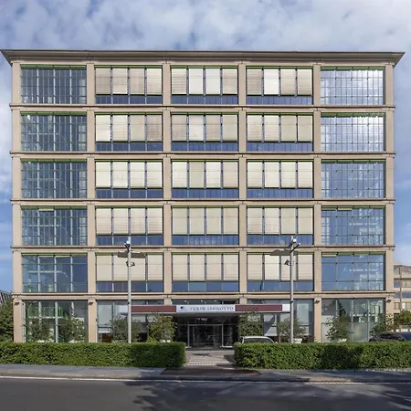 Doubletree By Hilton Turin Lingotto-3
