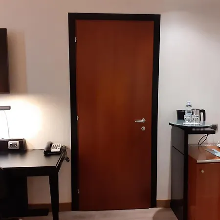Crowne Plaza Milan - Malpensa Airport By Ihg-2