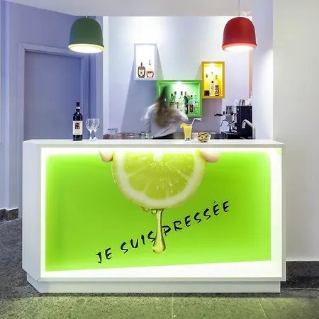 Ibis Styles Napoli Garibaldi-3
