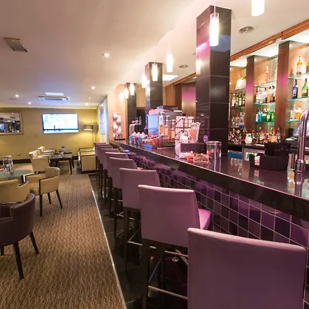 Crowne Plaza London Ealing By Ihg-3