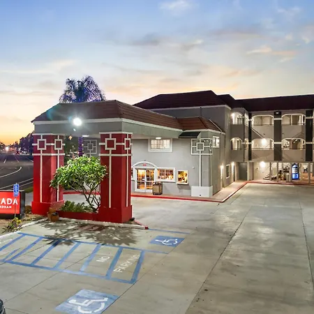 Ramada By Wyndham Ontario Airport & Convention Center-3