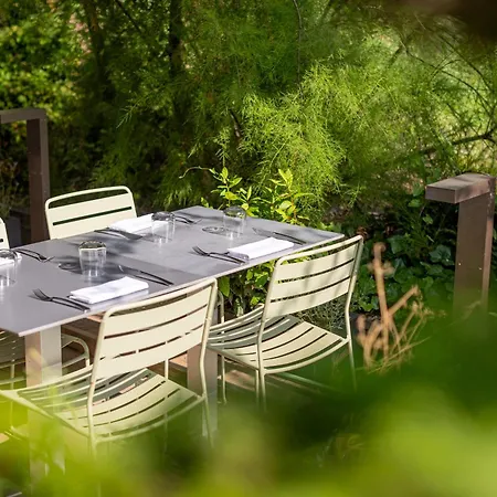 Le Riviera - Hotel Restaurant & Spa - Ex Golden Tulip Aix Les Bains-2
