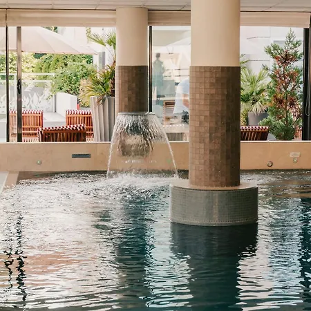 Le Riviera - Hotel Restaurant & Spa - Ex Golden Tulip Aix Les Bains-2