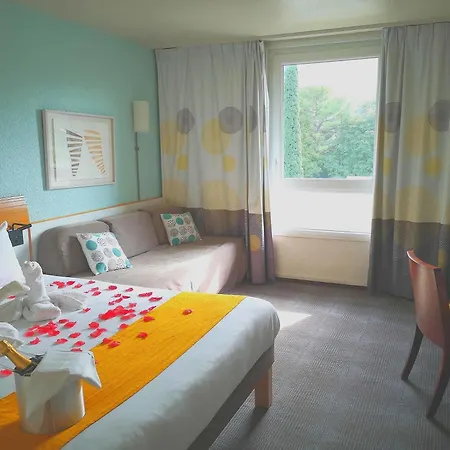 Novotel Marseille Est Porte D'Aubagne-3