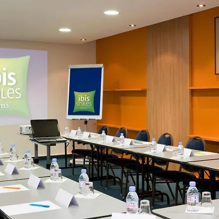 Ibis Styles Nancy Centre Gare-2
