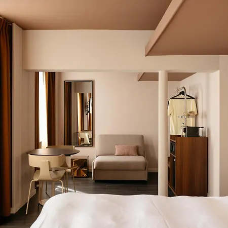 Hotel Vrythof - Just A Room - Digital Check-In, Key By Email Or Sms-3