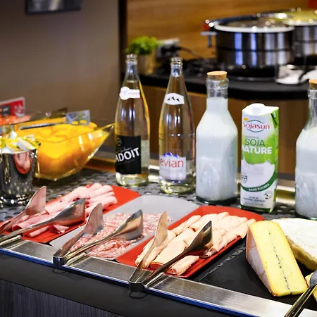 Novotel Paris 14 Porte D'Orleans-2