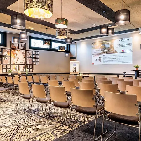 Novotel Paris 14 Porte D'Orleans-3