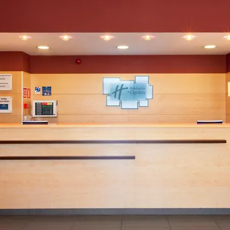 Holiday Inn Express Málaga Airport, an IHG Hotel-2